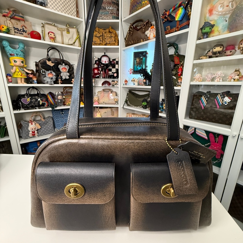 Coach LARGE Twin Turnlock Loved Leather